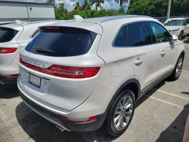 2019 Lincoln MKC Select photo 3