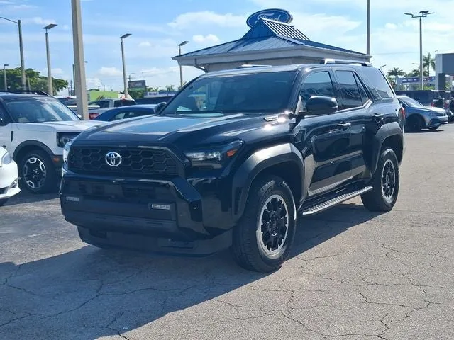 2025 Toyota 4Runner i-FORCE MAX Hybrid TRD Off Road Premium photo 2