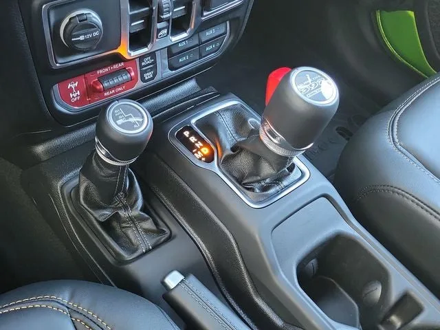 2025 Jeep Wrangler Rubicon 392 photo 30