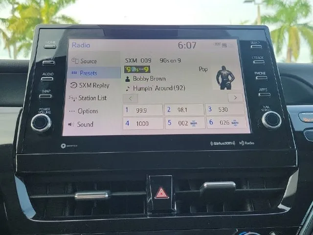 2022 Toyota Camry XSE photo 22