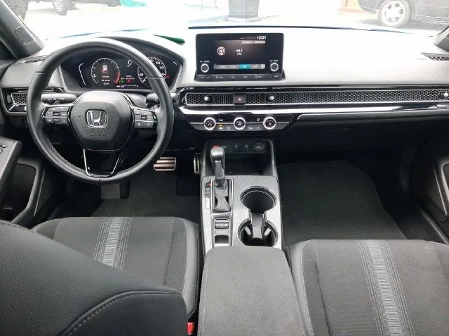 2025 Honda Civic Sport photo 7