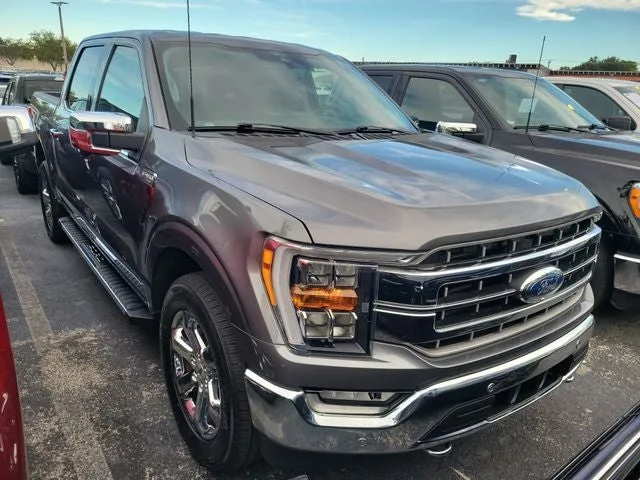 2021 Ford F-150 Lariat photo 2