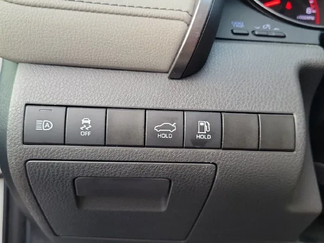 2022 Toyota Camry XSE photo 13