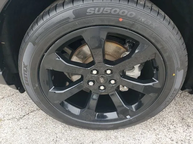 2023 Ford Explorer ST-Line photo 5