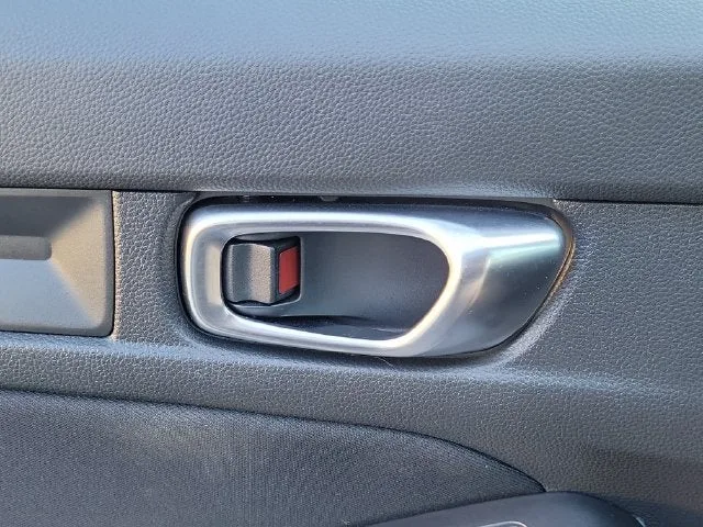 2025 Honda Civic LX photo 17