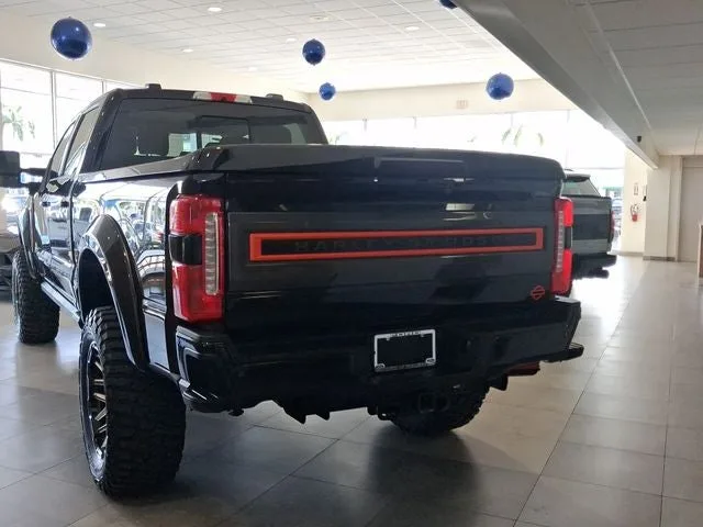 2024 Ford F-250SD Lariat HARLEY DAVIDSON photo 3