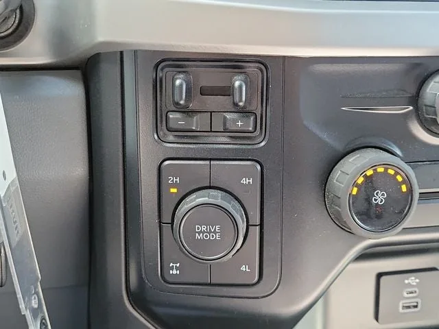 2024 Ford F-250SD XL photo 26