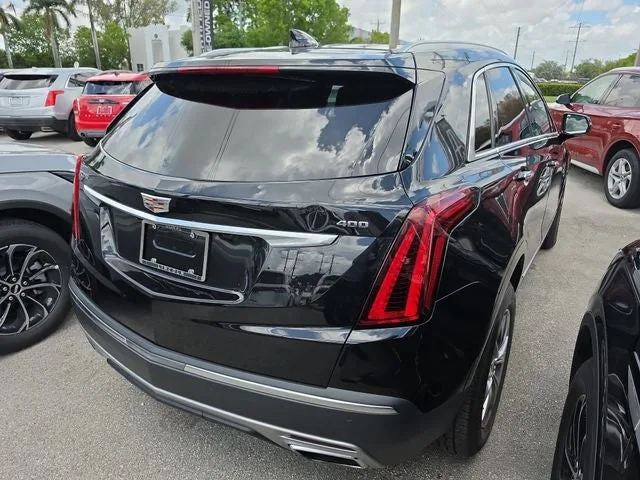 2023 Cadillac XT5 Premium Luxury photo 4