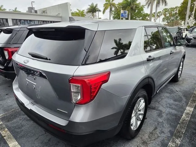 2021 Ford Explorer Base photo 3