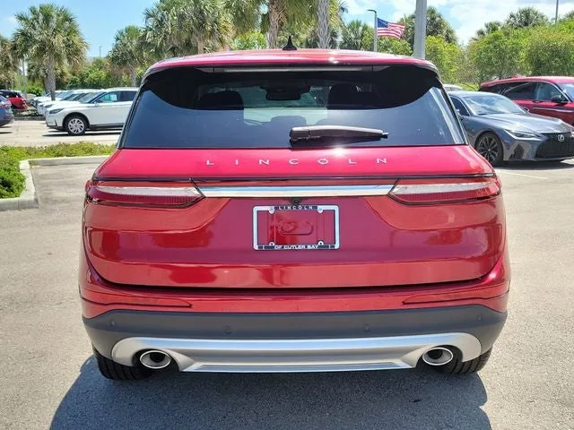 2025 Lincoln Corsair Premiere photo 5