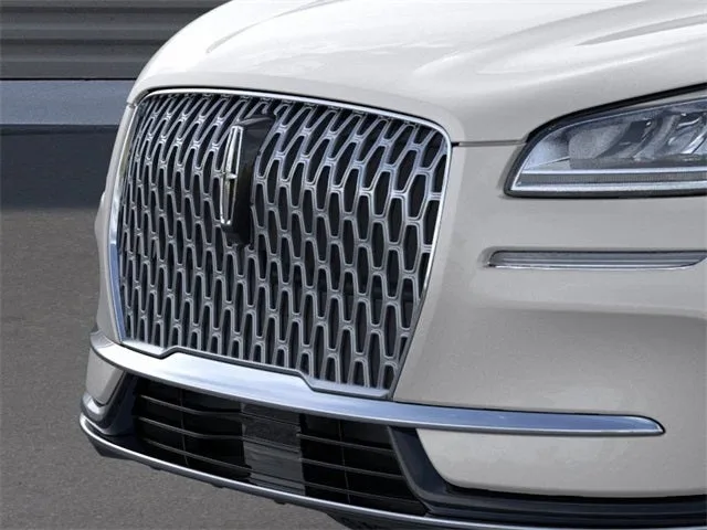 2024 Lincoln Corsair Premiere photo 17