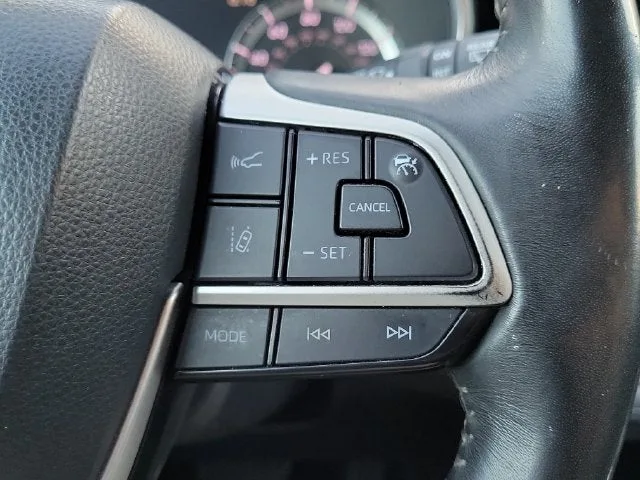 2022 Toyota Highlander XSE photo 20