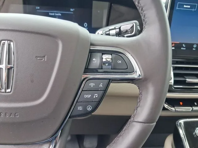2024 Lincoln Navigator Premiere photo 17