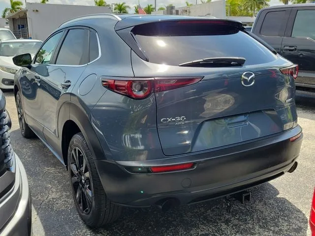 2022 Mazda CX-30 2.5 S Carbon Edition photo 4