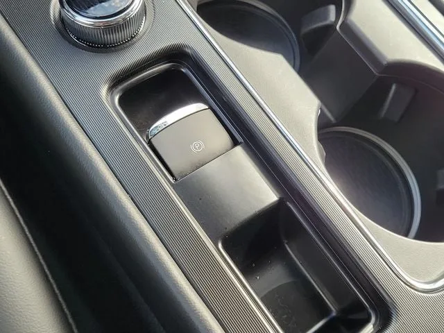 2024 Lincoln Corsair Premiere photo 29