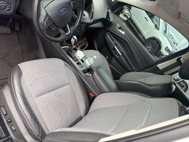 2019 Ford Escape SE photo 11