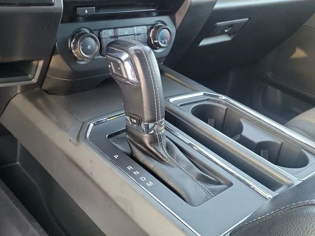 2017 Ford F-150 XLT photo 30