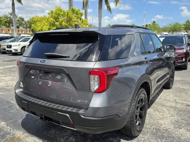 2023 Ford Explorer Timberline photo 3