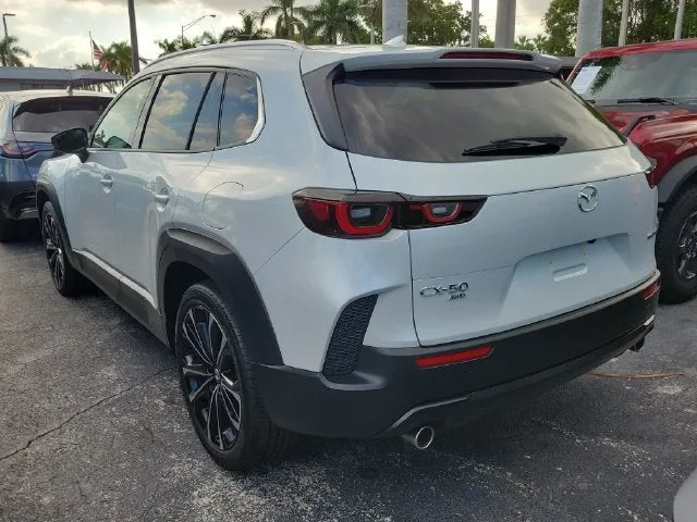 2025 Mazda CX-50 2.5 S Premium Plus Package photo 4