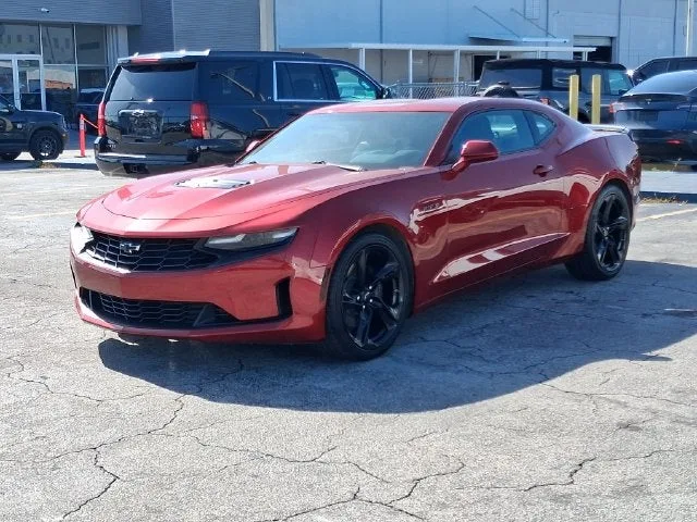 2023 Chevrolet Camaro LT1 photo 2