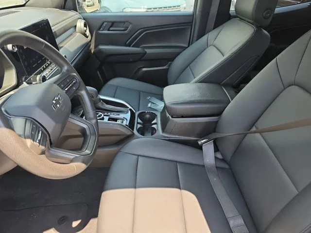 2024 Chevrolet Colorado Trail Boss photo 19