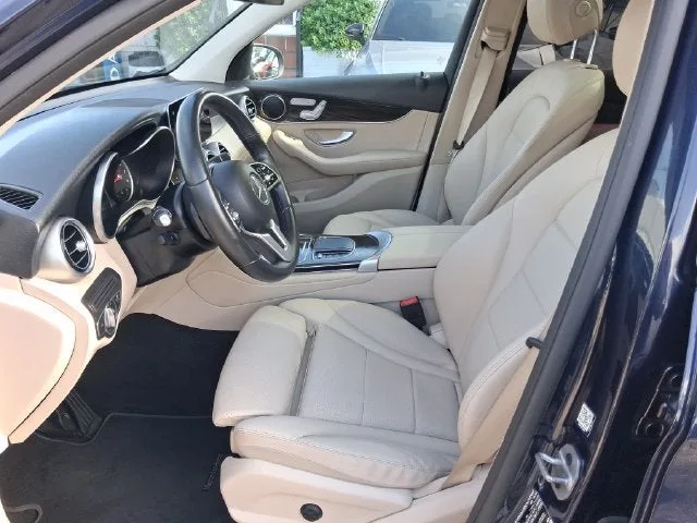 2022 Mercedes-Benz GLC GLC 300 photo 12