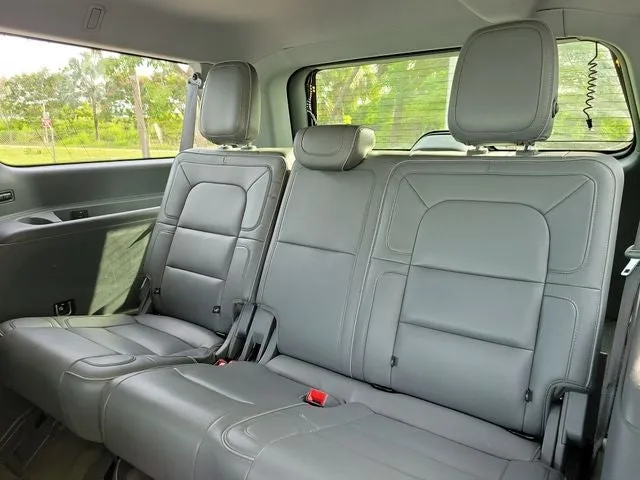 2018 Lincoln Navigator L Reserve photo 14