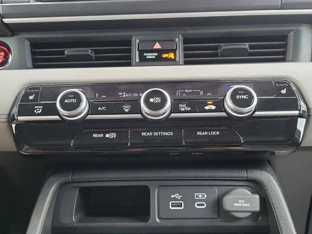 2024 Honda Pilot Touring photo 24