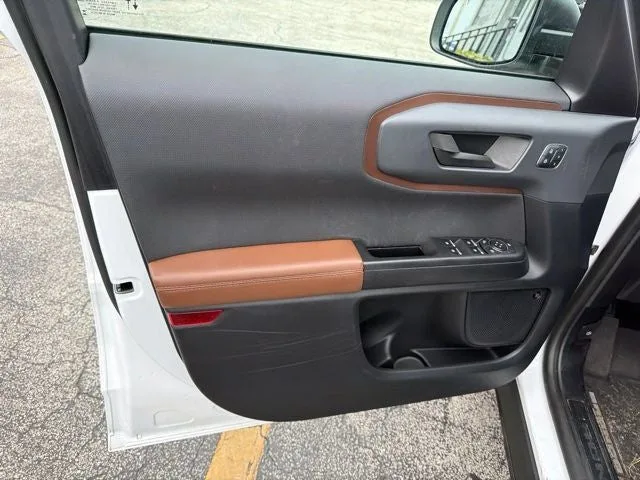 2024 Ford Bronco Sport Outer Banks photo 9