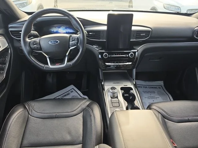 2023 Ford Explorer ST photo 13