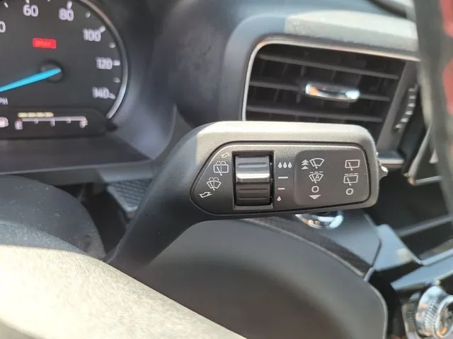 2023 Ford Explorer ST-Line photo 21