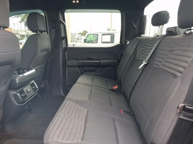 2021 Ford F-150 XL photo 6