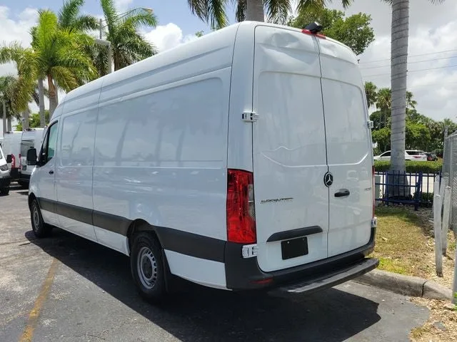 2023 Mercedes-Benz Sprinter 2500 Cargo 170 WB High Roof photo 3