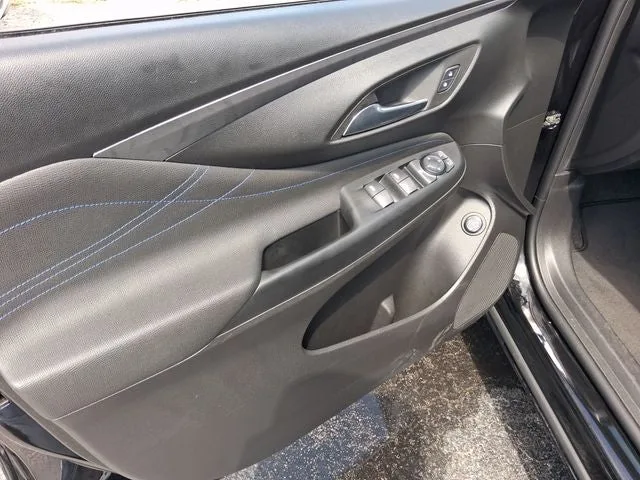 2024 Buick Envista Sport Touring photo 13