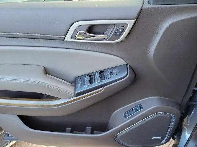 2019 GMC Yukon XL Denali photo 18