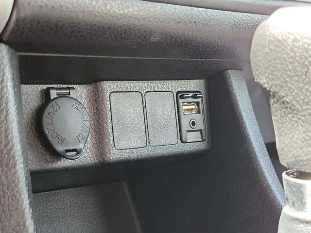 2018 Toyota Corolla LE photo 24