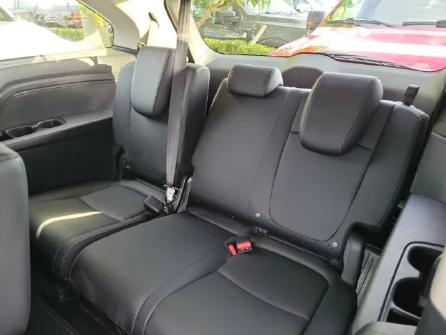 2025 Honda Odyssey EX-L photo 10
