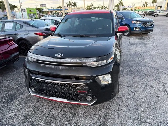 2020 Kia Soul GT-Line photo 2