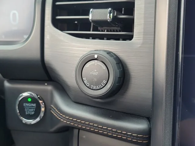 2023 Ford Expedition Max Platinum photo 26