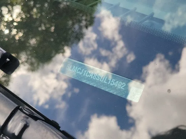 2025 Lincoln Corsair Premiere photo 30