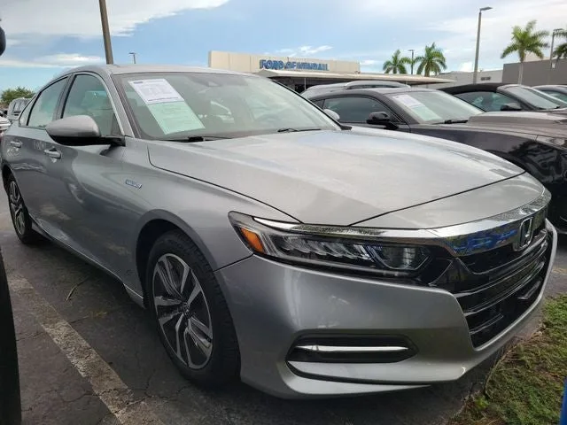 2018 Honda Accord Hybrid Base photo 2
