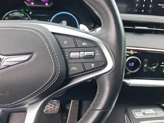 2024 Genesis GV70 2.5T photo 17