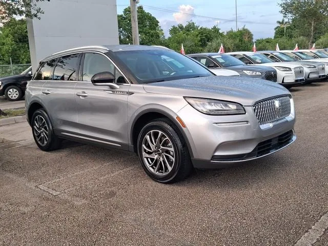 2021 Lincoln Corsair Standard photo 21