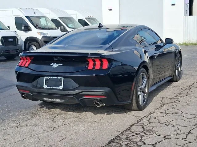 2024 Ford Mustang EcoBoost Premium photo 4