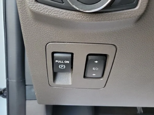 2021 Ford Expedition Limited photo 12