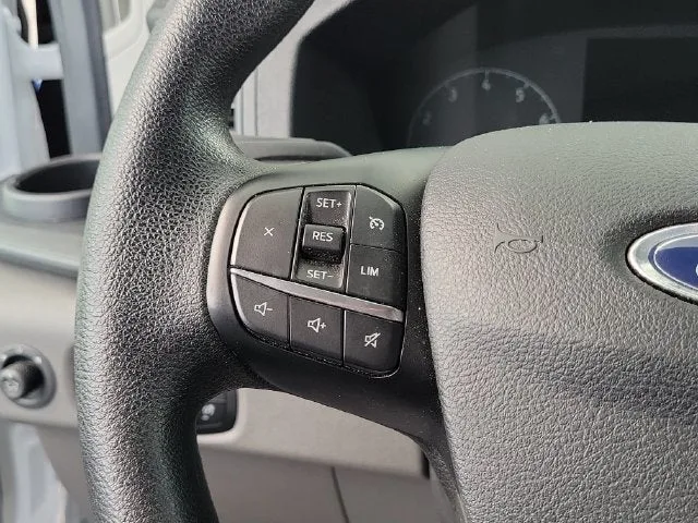 2025 Ford Transit-250 Base photo 17