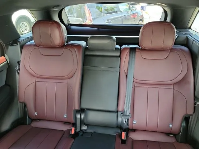 2025 Land Rover Range Rover Sport Dynamic SE photo 12