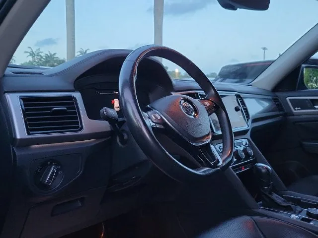 2019 Volkswagen Atlas SEL Premium 4Motion photo 8