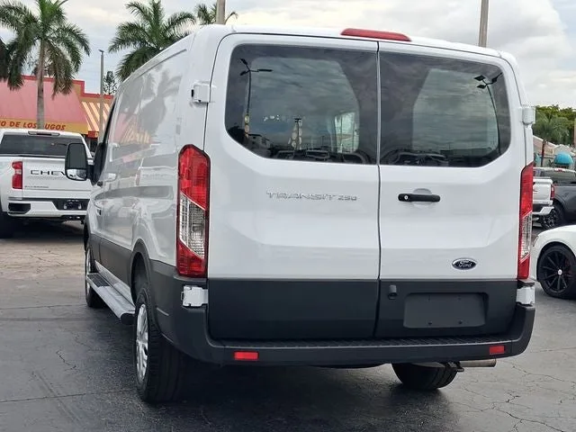 2025 Ford Transit-250 Base photo 3