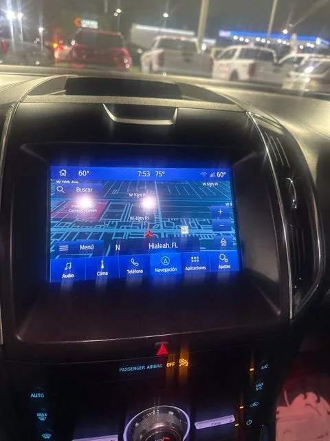 2020 Ford Edge Titanium photo 23